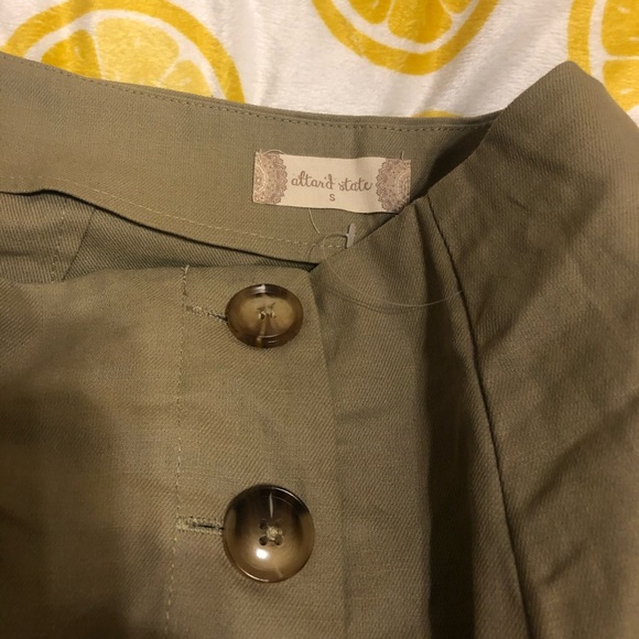 Sold altar’d state olive green skirt - Picture 2 of 3
